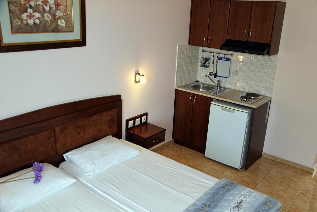 Enalion Aparthotel Olympiakí Aktí Buitenkant foto